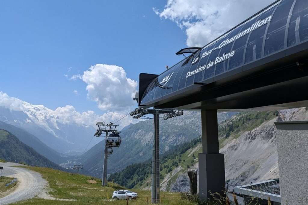 Le Tour - Charamillon cable car.