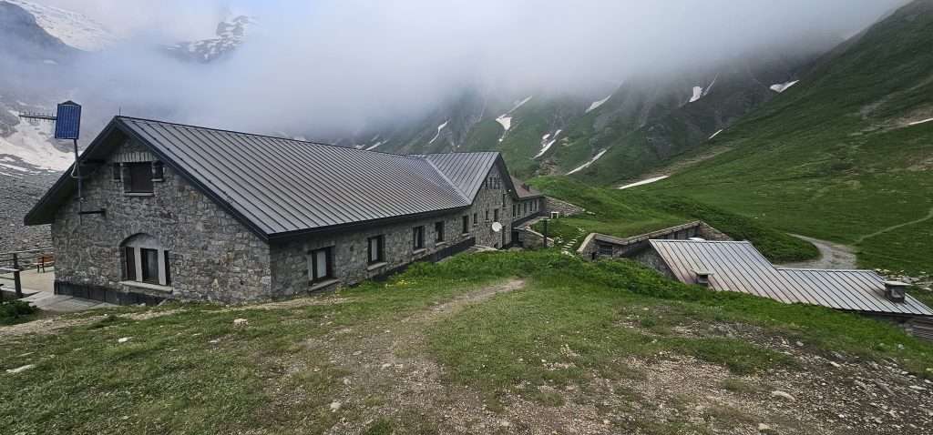 exterior of rifugio elena