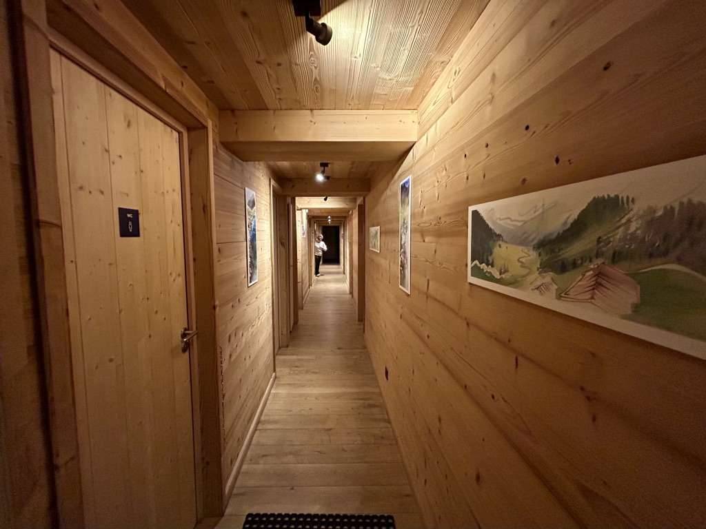 A hallway in Refuge des Pres